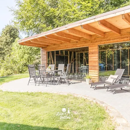 Ferienhus Suederdiek 度假居